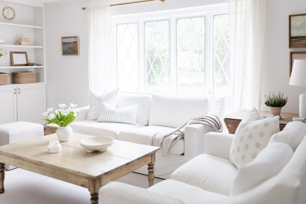 Creating a Cozy Home: Simple Decor Tips
